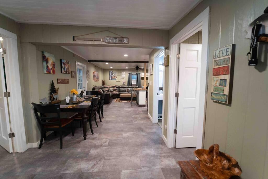 Roscoe Cottage Pet Friendly ภายนอก รูปภาพ